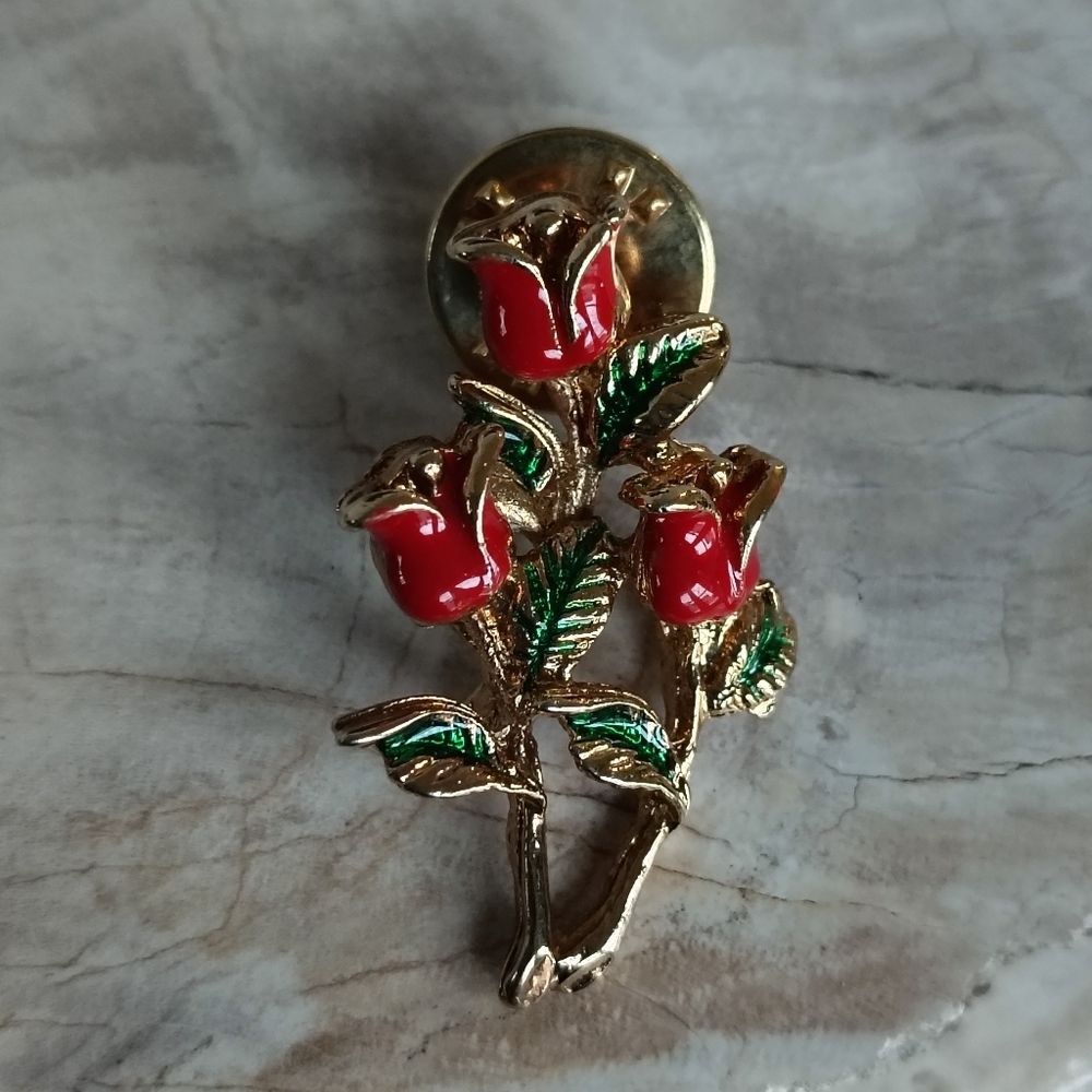 Vintage Red Rose Pin Gold Tone E Enamel Rose Bouquet Pin Green Leaf Ballou Reg’d